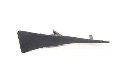 2018 - 2025 VOLVO XC60 FRONT RIGHT FENDER REARWARD FILLER COVER OEM 32219167 - Image 1 of 4