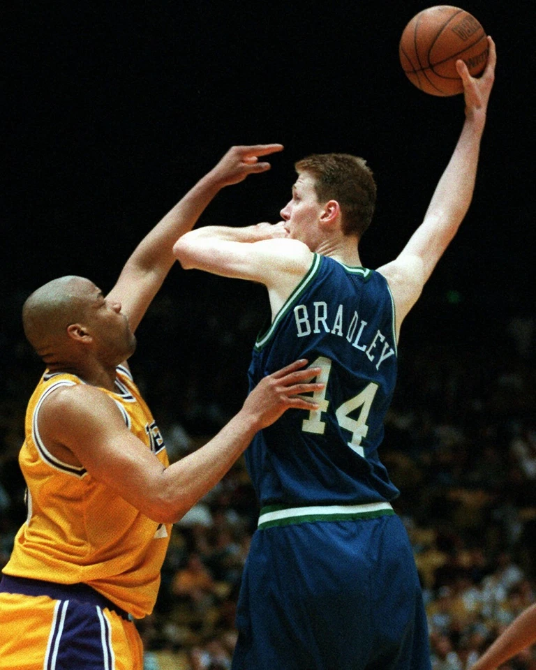 FOTO SHAWN BRADLEY 8X10 DALLAS MAVERICKS BALONCESTO NBA ACCIÓN Foto 1 de 1