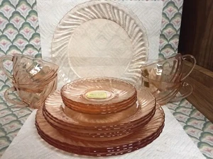 16pc ROSALINE Pink 4 Dinner Plate 4 Dessert 4 Cup 4 Saucer Swirl Optic NWT Lot A - Picture 1 of 12