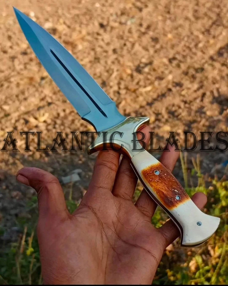 Cuchillo de caza daga hecho a mano personalizado acero D2 con protector de latón y mango de asta Foto 1 de 1