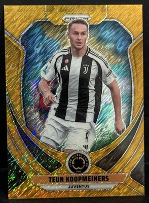 2025 Prizm FIFA Club World Cup FOTL Juventus Teun Koopmeiners Gold Shimmer #3/3 - Image 1 of 4