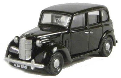 Classix EM76846 Austin FL1 Hackney Trasporto Nero 1/76 Nuovo Scatola Incl. Pod - Immagine 1 di 3