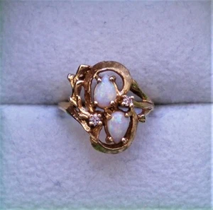 Vintage Solid 14K Yellow Gold 0.50CT Australian Opal Diamond Bypass Ring S 6.5 - Picture 1 of 9