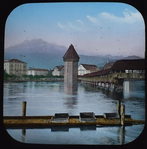 PUENTE Y TORRE DE LUCERNA SUIZA C1887 FOTOGRAFÍA ANTIGUA Linterna Mágica Diapositiva - Imagen 1 de 3