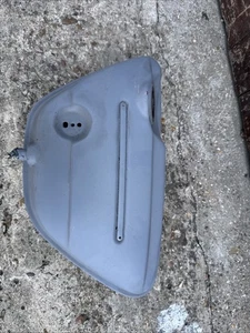 suzuki gt500 oil tank - Picture 1 of 8
