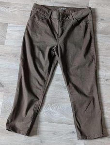 Ladies M&S cropped jeans, size UK 10 - Picture 1 of 3