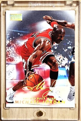 1998 -99 Sky Premium MICHAEL JORDAN #23 122454 - Image 1 of 4