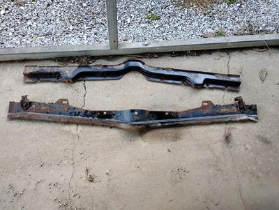 1968 1969 Pontiac Lemans Tempest  Original GM Front Bumper Mounting Brackets Foto 1 de 2