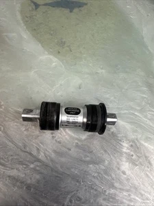Classic Shimano BB-UN71 Bottom Bracket DEORE XT 113mm 1.37 73 mm Square Taper - Picture 1 of 6