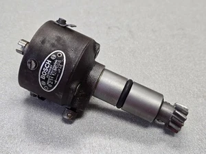 VERY NICE USED ORIGINAL GENUINE PORSCHE 911 SWB BOSCH JFR6 IGNITION DISTRIBUTOR - Picture 1 of 13