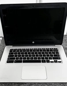 HP Chromebook 14 G4 16GB SSD 4GB RAM - Corner Chipped On Back - No Charging Cord - Afbeelding 1 van 5