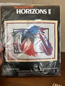 Vintage Monarch Horizons Needlepoint Kit TROPICAL FISH COLORFUL LS 151 - Picture 1 of 3