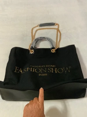NWT VICTORIA'S SECRET 2025 FASHION SHOW BACKSTAGE DOUBLE HANDLE TOTE BLING BLACK - Image 1 of 4