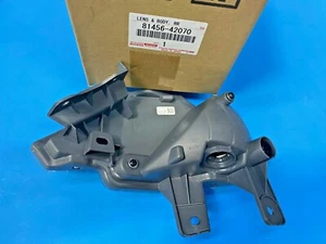 2015-2018 Toyota RAV4 81456-42070Lens & Body, Rear Fog Lens , LH - Picture 1 of 1