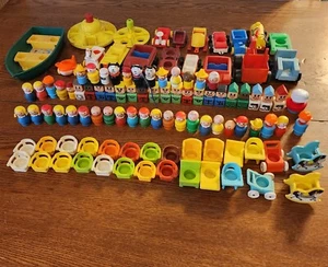 100+ VINTAGE FISHER-PRICE & PLAYSKOOL LITTLE PEOPLE & ZUBEHÖR HOLZ KUNSTSTOFF - Bild 1 von 12