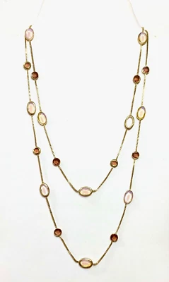 COLLAR MONET TONO ORO 2 HEBRAS CUENTAS, CONJUNTO BISEL PIEDRA LUNAR ROSA Y CUENTAS ÁMBAR Foto 1 de 3