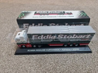 Atlas Edizioni 1/76 Eddie Stobart Scania Highline Curtainside Adrienne H5699 - Immagine 1 di 2