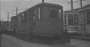 Q028 NEG/RP 1958 MTC MONTREAL PQ TRANSIT CORP SNOW PLOW TROLLEY #W100 - Picture 1 of 1
