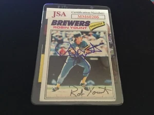 autographed 1977 Topps Robin Yount . JSA CERT - Picture 1 of 1