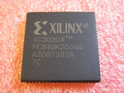 XC3030A-7PC84C NOS de Xilinx Foto 1 de 2
