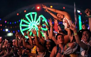 Electric Daisy Carnival EDC Live Global Events DJ-Sets Compilation (2025) - Foto 1 di 10