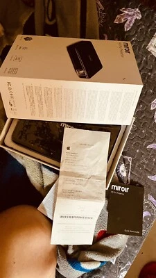 Miroir M220 HD 720P PRO Projector - Image 1 of 4