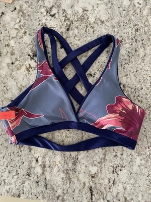 Top de bikini reversible multicolor Maaji mediano/se ajusta como un pequeño nuevo sin etiquetas azul marino Foto 1 de 4
