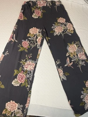Pantalones Angie Floral Pierna Ancha Para Mujer Medianos Negro Rosa Flores-Boho Foto 1 de 4