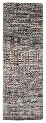 2'6" x 7'11" Vintage Hand-knotted Runner Rug Traditional Oriental  Carpet - Image 1 of 4