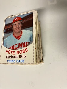 Lot of 109 different 1977 Hostess Baseball cards. Rose, Yaz, Bench 21 HOFers - Picture 1 of 14