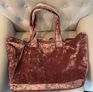 Tabitha Webb Magenta Pink Crushed Velvet Hobo Bag Purse Women's - Picture 1 of 9