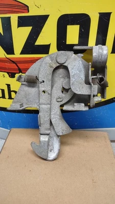 Chevrolet 1955-1957 camioneta pickup capó pestillo fabricante de equipos originales muy buen estado 1956 fabricante de equipos originales 3100 Foto 1 de 2