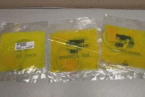 ¡Lote de 2 cuñas John Deere R88602, R88603, R88604 cada una!  - Imagen 1 de 1