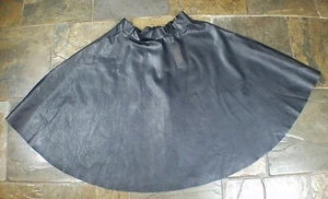 Renovada Colección Premium Mujer Talla Pequeña Falda Acampanada Negra - Imagen 1 de 7