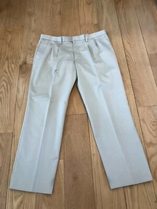 Mens Dockers D3 Classic Fit Beige Pleated-Cuffed Comfort Khaki Size 40 x 32 - Picture 1 of 5