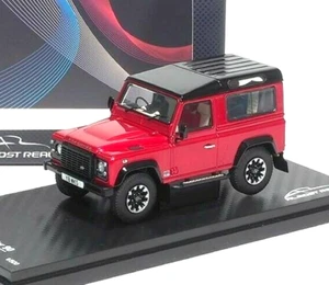 ALMOST REAL 1/43 LAND ROVER DEFENDER 90 WORKS V8 70TH ANNIV. EDITION 2017 IN ROT - Bild 1 von 3