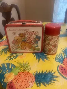 Strawberry Shortcake Lunchbox And Thermos Set-Cleaned - Picture 1 of 12