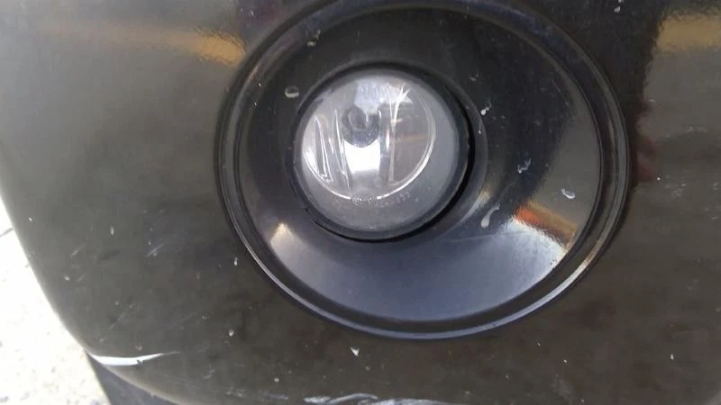 Faro antiniebla derecho Nissan Armada 08 09 10 11 12 13 14 15 Foto 1 de 1