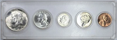 1964 90% Silver Mint Set in a Clear Whitman Holder - Image 1 of 2