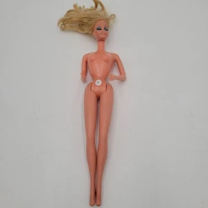 Vintage Mattel Barbie Doll - Push Button Moving Eyelashes – 1966 Taiwan - Picture 1 of 22