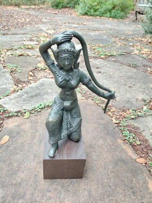 Винтажная бронзовая статуя богини земли из Таиланда - Изображение 1 из 4