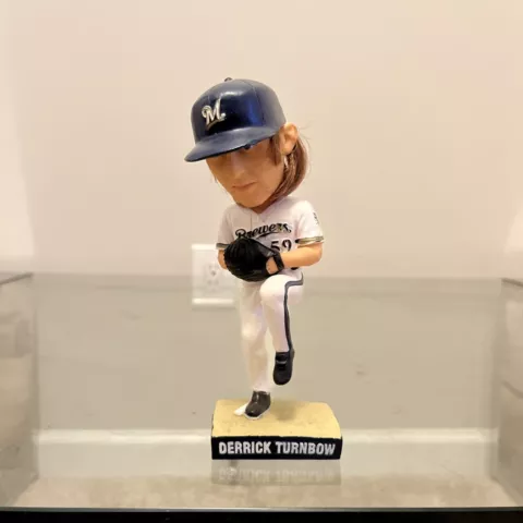 2007 NIB Milwaukee Brewers Derrick Turnbow SGA Bobblehead Collectible Pitcher Cover