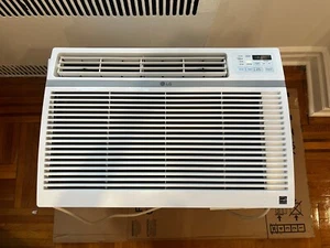 LG 15,000 BTU Window Air Conditioner with Remote LW1516ER - Picture 1 of 2