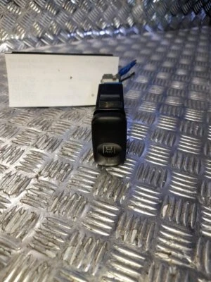 KIA SEDONA 2001-2006 INTERIOR COURTESY MAP LIGHT SWITCH - Image 1 of 4