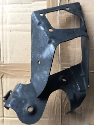 Chrysler Grand Voyager 2006 soporte de botella de refrigerante 04809239AC Foto 1 de 3