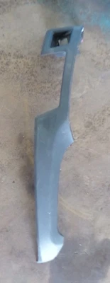 Tapicería central derecha del tablero de instrumentos Toyota Yaris 05-11 NCP9# (55435 52010) Foto 1 de 4