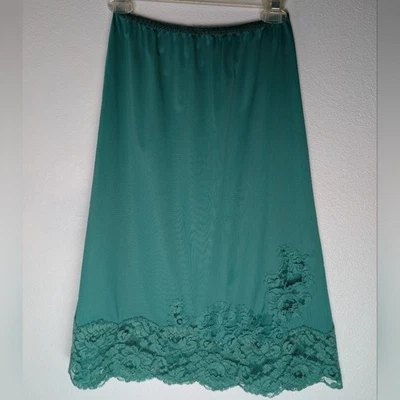 Винтажные женские Vanity Fair зеленая кружевная отделка слип размер маленький - Изображение 1 из 4