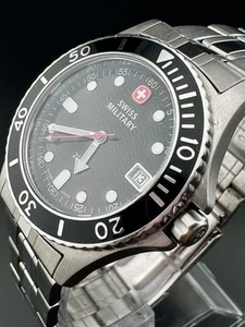 Reloj de buceo militar suizo para hombre Wenger Aquagraph esfera negra 79076 C3 funcionando - Imagen 1 de 11