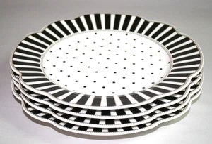 Monterey Bay Fine Porcelain Salad Plates 9in Black White Scallop Set of 4 New - Picture 1 of 3