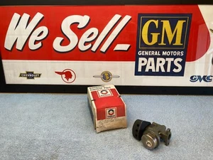 1972 1973 1974 Pontiac Lemans Ventura Firebird Camaro Nova NOS 6-Cylinder - Picture 1 of 3